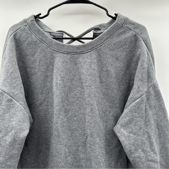 Fabletics Nina Gray Long Sleeve Lace Up Back Pullover Sweatshirt Sweater Size M - Picture 3 of 11